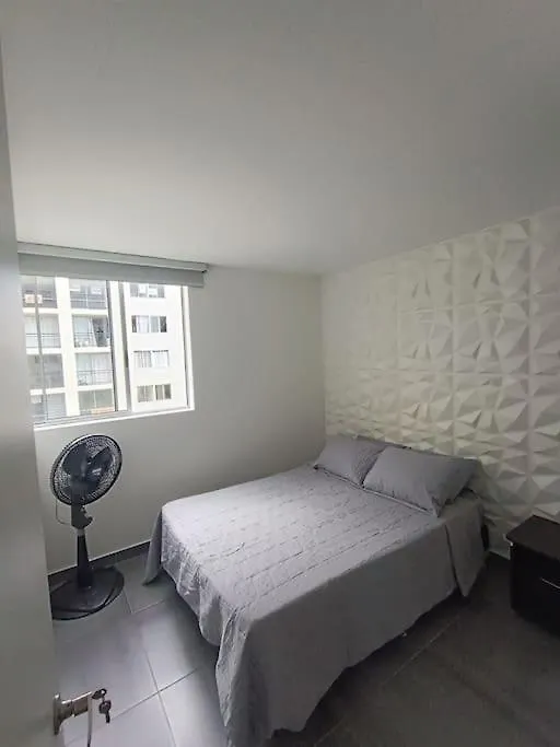 Apartamento En El Sur De 卡利 0*,